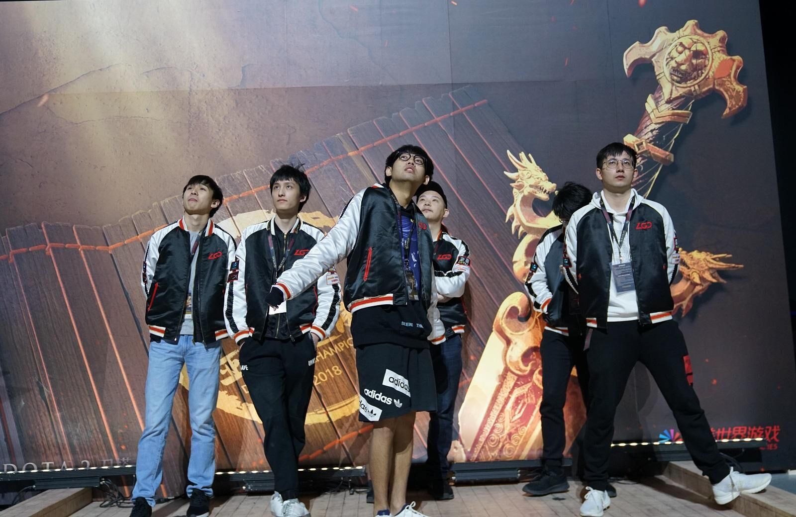 契奇
